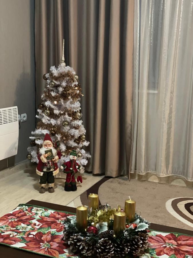Гранд Манастира Пампоровоアパートメント エクステリア 写真